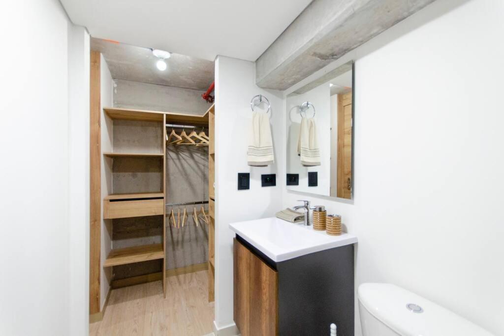 Apartamento Tipo Loft Medellín Extérieur photo